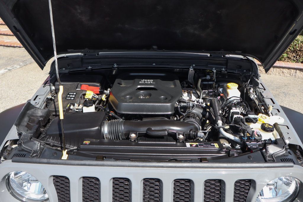 Used 2021 Jeep Wrangler Sport AWD/4WD image 11