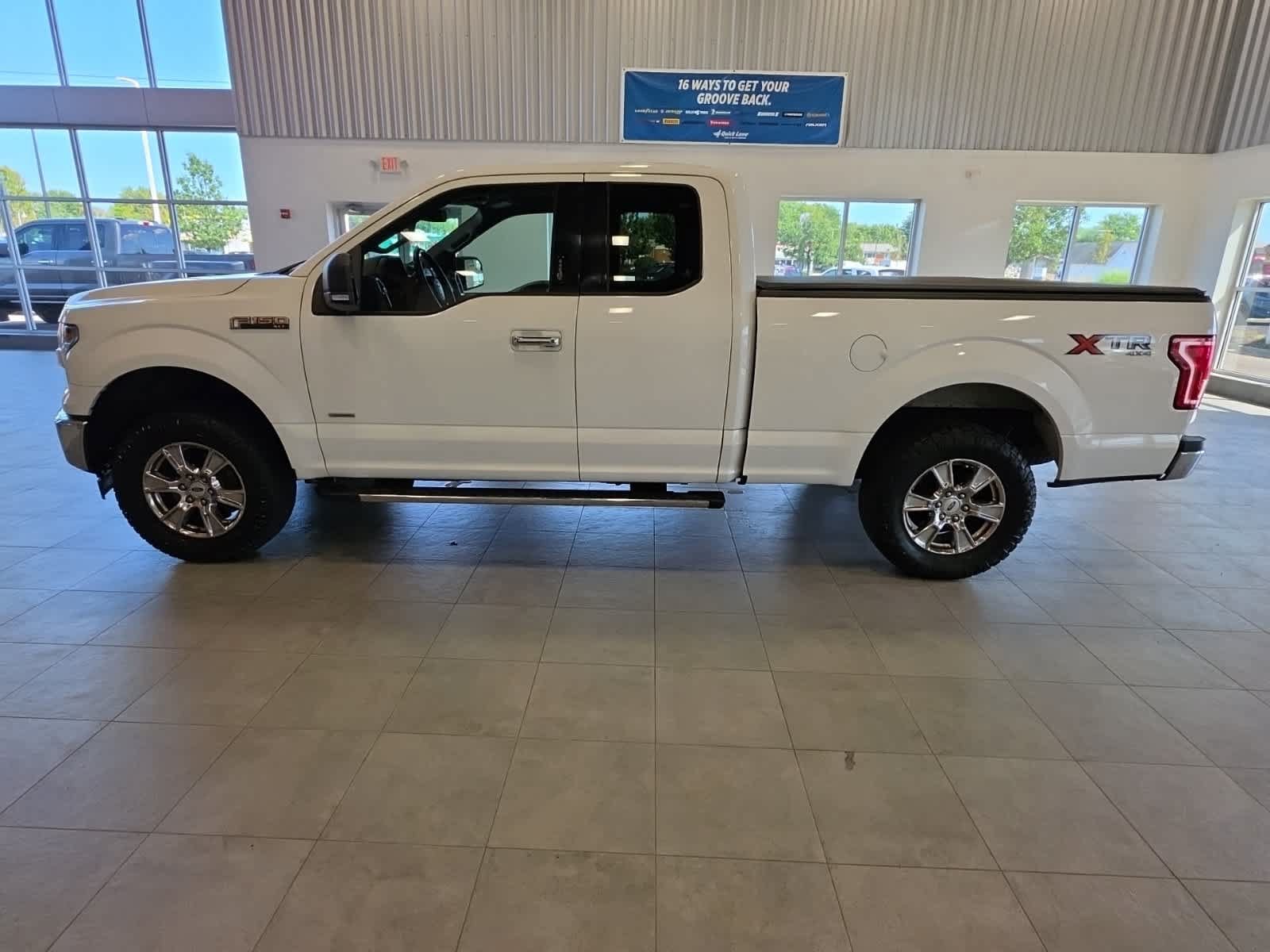 Used 2015 Ford F150 XLT w/ Equipment Group 301A Mid AWD/4WD image 17