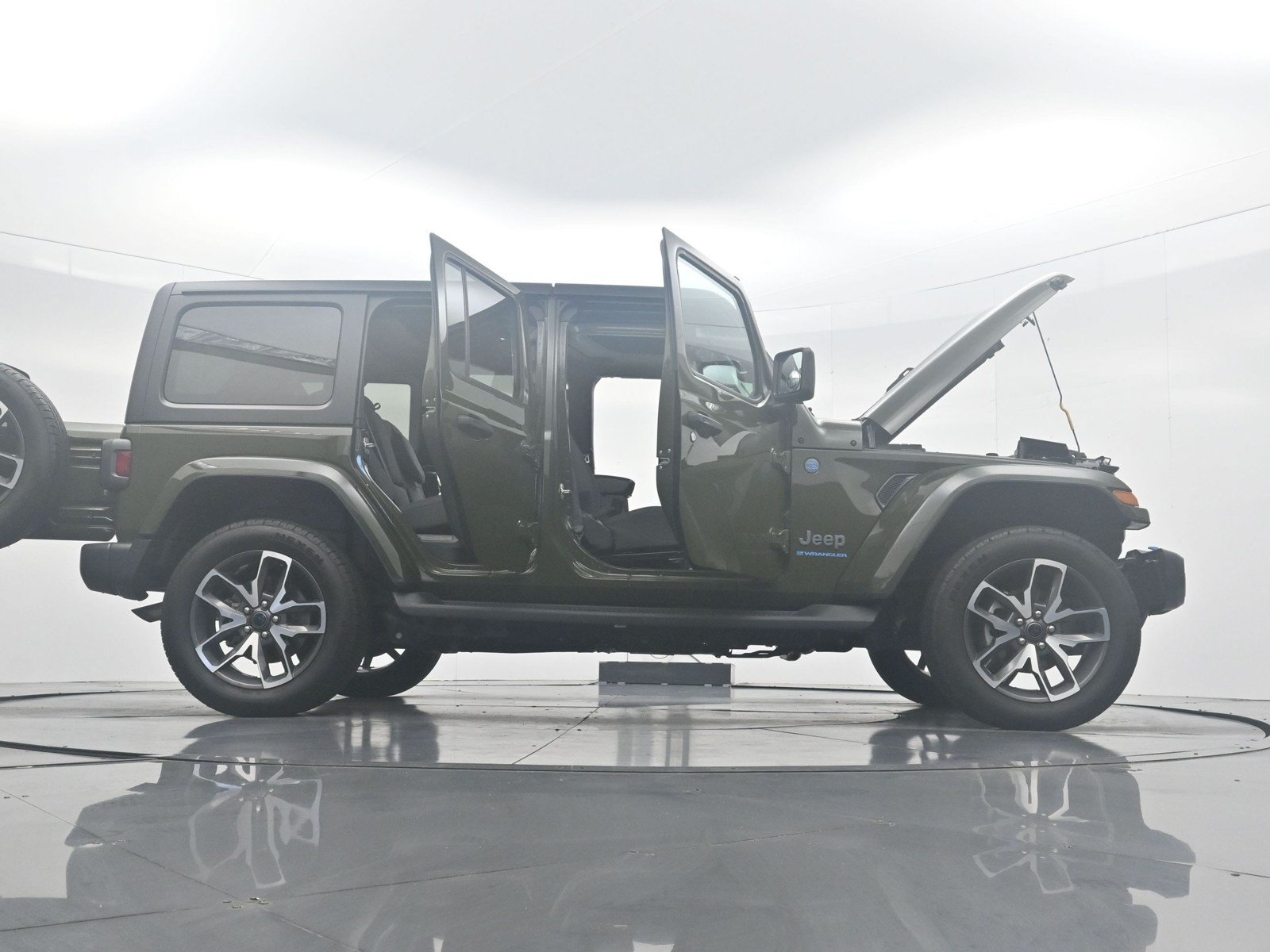 Used 2024 Jeep Wrangler Unlimited w/ Convenience Group AWD/4WD image 37