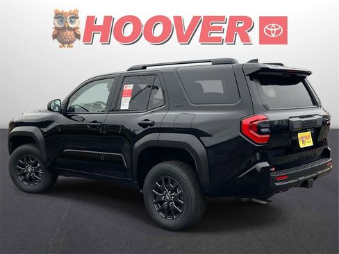 New 2026 Toyota 4Runner SR5 image 3