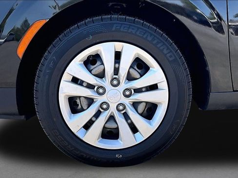 Used 2021 Kia Soul LX FWD image 8