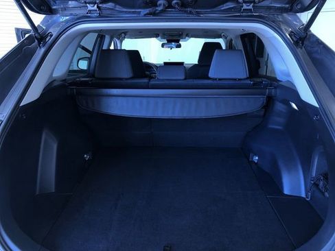 Used 2025 Toyota RAV4 XLE image 31