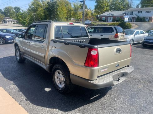 Used 2002 Ford Explorer Sport Trac 4x4 image 8