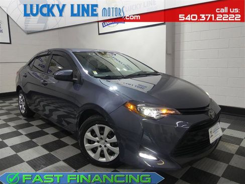 Used 2019 Toyota Corolla LE image 1