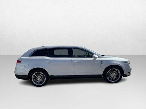 Used 2014 Lincoln MKT AWD w/ Equipment Group 201A image 4