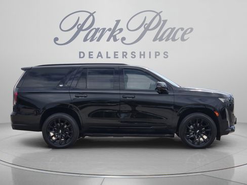Used 2021 Cadillac Escalade Sport w/ Driver Assist Tech Package AWD/4WD image 5