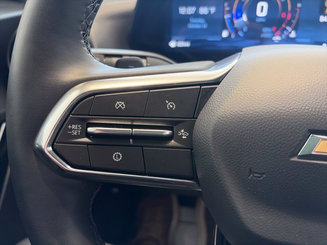 New 2027 Chevrolet Equinox LT w/ Convenience Package II FWD image 17