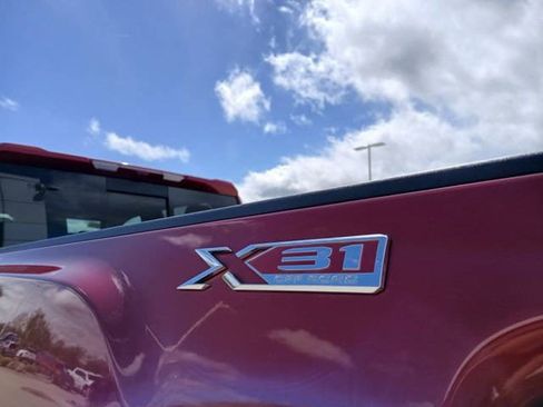 New 2026 GMC Sierra 2500 SLT w/ SLT Premium Package AWD/4WD image 38