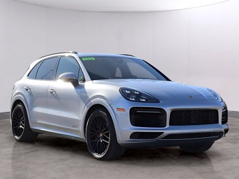 Used 2023 Porsche Cayenne GTS AWD/4WD image 11