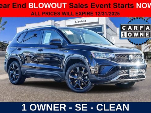 Used 2023 Volkswagen Taos SE image 1