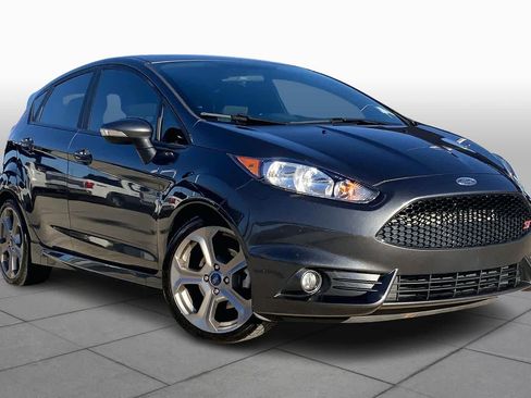 Used 2019 Ford Fiesta ST image 2