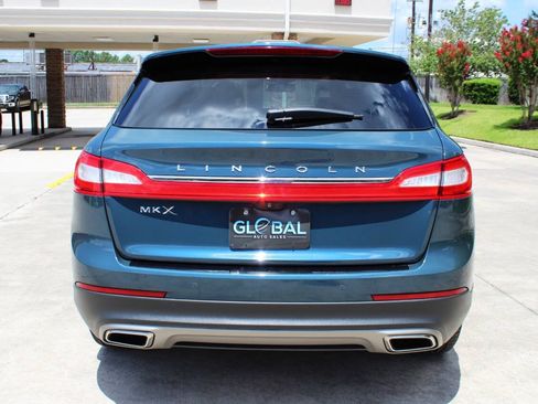 Used 2016 Lincoln MKX Reserve w/ Technology Package FWD image 6