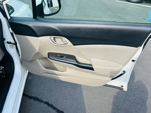 Used 2013 Honda Civic LX image 25