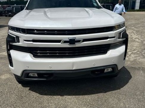 Used 2020 Chevrolet Silverado 1500 RST AWD/4WD image 2
