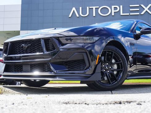 Used 2025 Ford Mustang GT w/ Mustang Nite Pony Package RWD image 2
