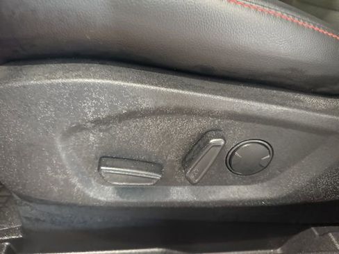 Used 2024 Ford Edge ST-Line w/ Class II Trailer Tow Package image 23