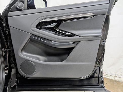 Used 2020 Land Rover Range Rover Evoque S image 21