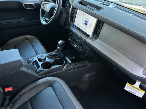 New 2025 Ford Bronco Outer Banks image 15