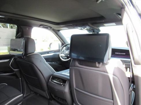 New 2026 Cadillac Escalade ESV Sport w/ Touring Package image 30