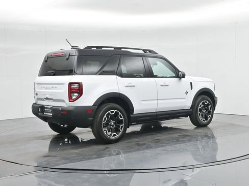 New 2025 Ford Bronco Sport Outer Banks image 11