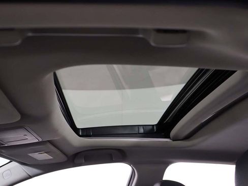 Used 2022 Acura TLX image 15