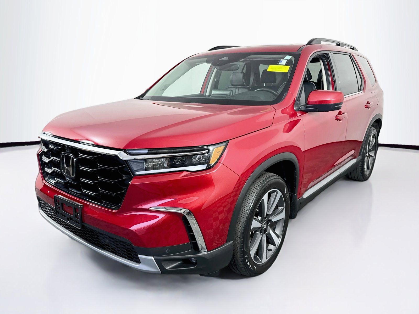 Used 2023 Honda Pilot Elite image 3