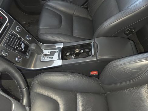 Used 2012 Volvo S60 T5 w/ Climate Pkg FWD image 17