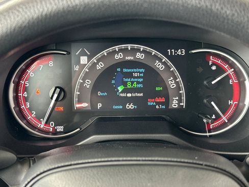 New 2025 Toyota RAV4 XLE image 27