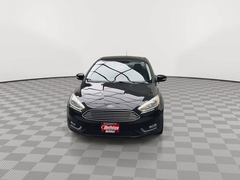 Used 2015 Ford Focus Titanium FWD image 35
