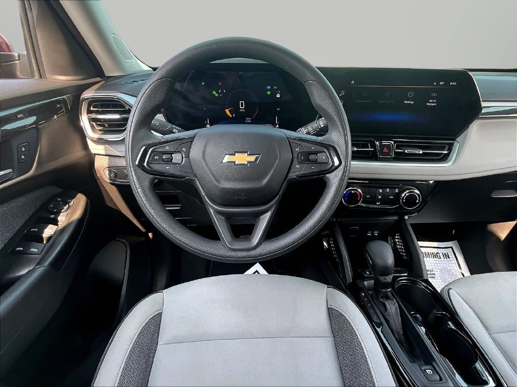 Used 2024 Chevrolet TrailBlazer LT FWD image 8