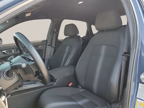 Used 2025 Honda Civic Sport image 11