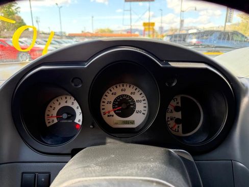 Used 2004 Nissan Xterra XE image 27