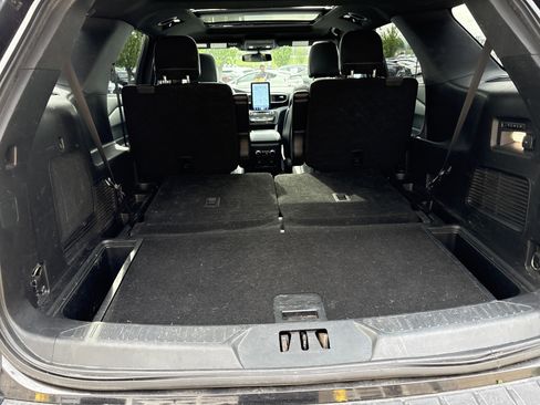 Used 2020 Ford Explorer ST w/ Premium Technology Package image 31