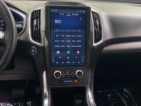 Used 2021 Ford Edge Titanium w/ Class II Trailer Tow Package AWD/4WD image 13
