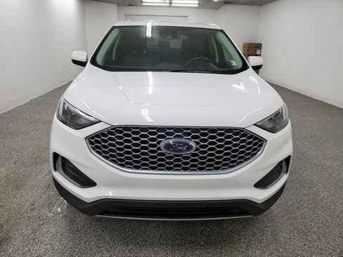 Used 2024 Ford Edge SEL image 2