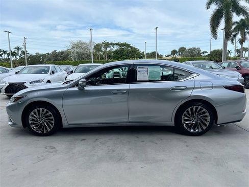Certified 2024 Lexus ES 350 Luxury image 4