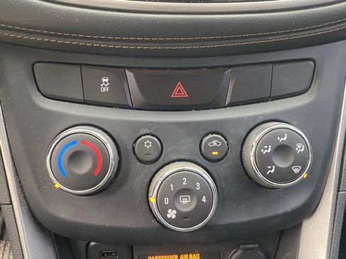 Used 2020 Chevrolet Trax LS w/ Tint and Cruise Package image 20