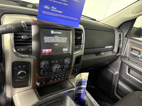 Used 2017 RAM 3500 Laramie w/ Convenience Group image 19