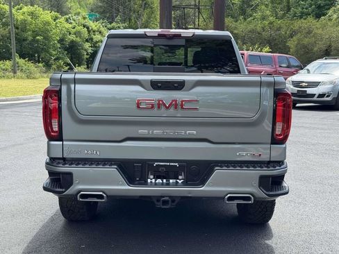 Used 2024 GMC Sierra 1500 AT4 w/ Technology Package AWD/4WD image 23