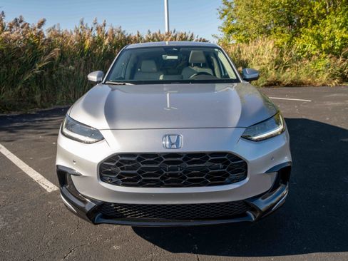 New 2026 Honda HR-V EX-L image 2
