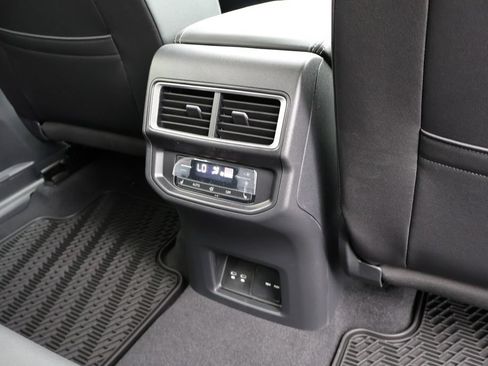 New 2026 Volkswagen Atlas SEL Premium R-Line AWD/4WD image 31