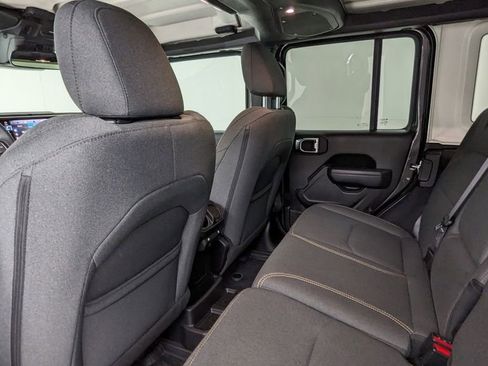 Used 2025 Jeep Wrangler Unlimited Sport S 4xe AWD/4WD image 33