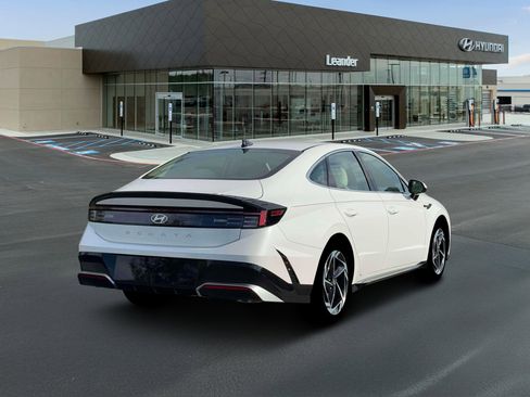 New 2026 Hyundai Sonata SEL FWD image 8