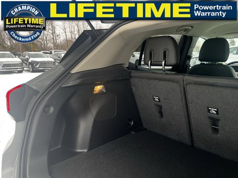 Used 2024 Buick Encore GX Preferred image 8