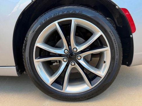 Used 2016 Dodge Charger R/T RWD image 27