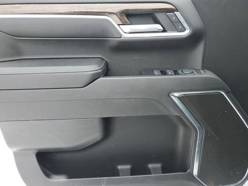 Used 2023 GMC Sierra 1500 Elevation image 21