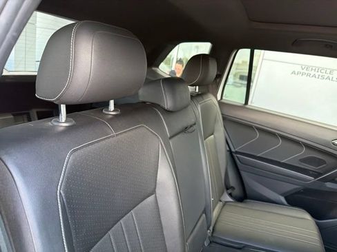 Used 2023 Volkswagen Tiguan SE R-Line AWD/4WD image 12