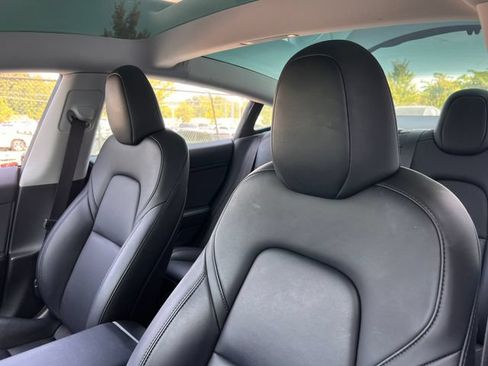Used 2023 Tesla Model 3 Standard Range RWD image 13
