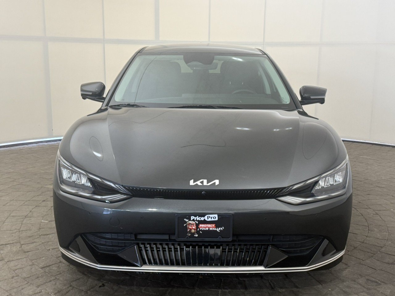 Used 2023 Kia EV6 Wind w/ Wind Technology Package AWD/4WD image 2