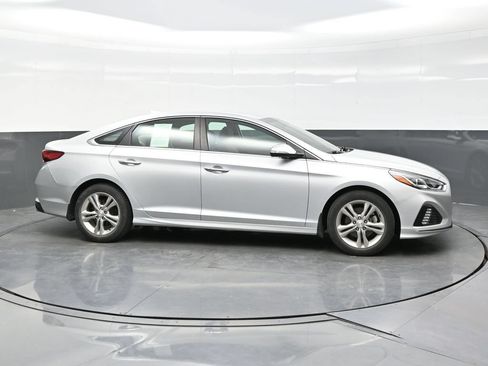 Used 2019 Hyundai Sonata SEL w/ Cargo Package FWD image 8